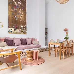 Pop Art Historia De Conde Negro Con Patio Privado Apartment Seville