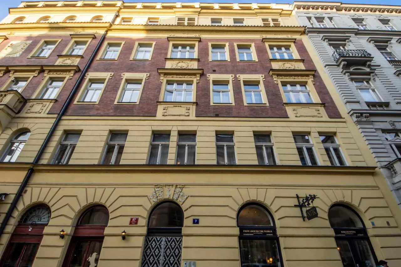 Autentic Apartments Platnerska Prag
