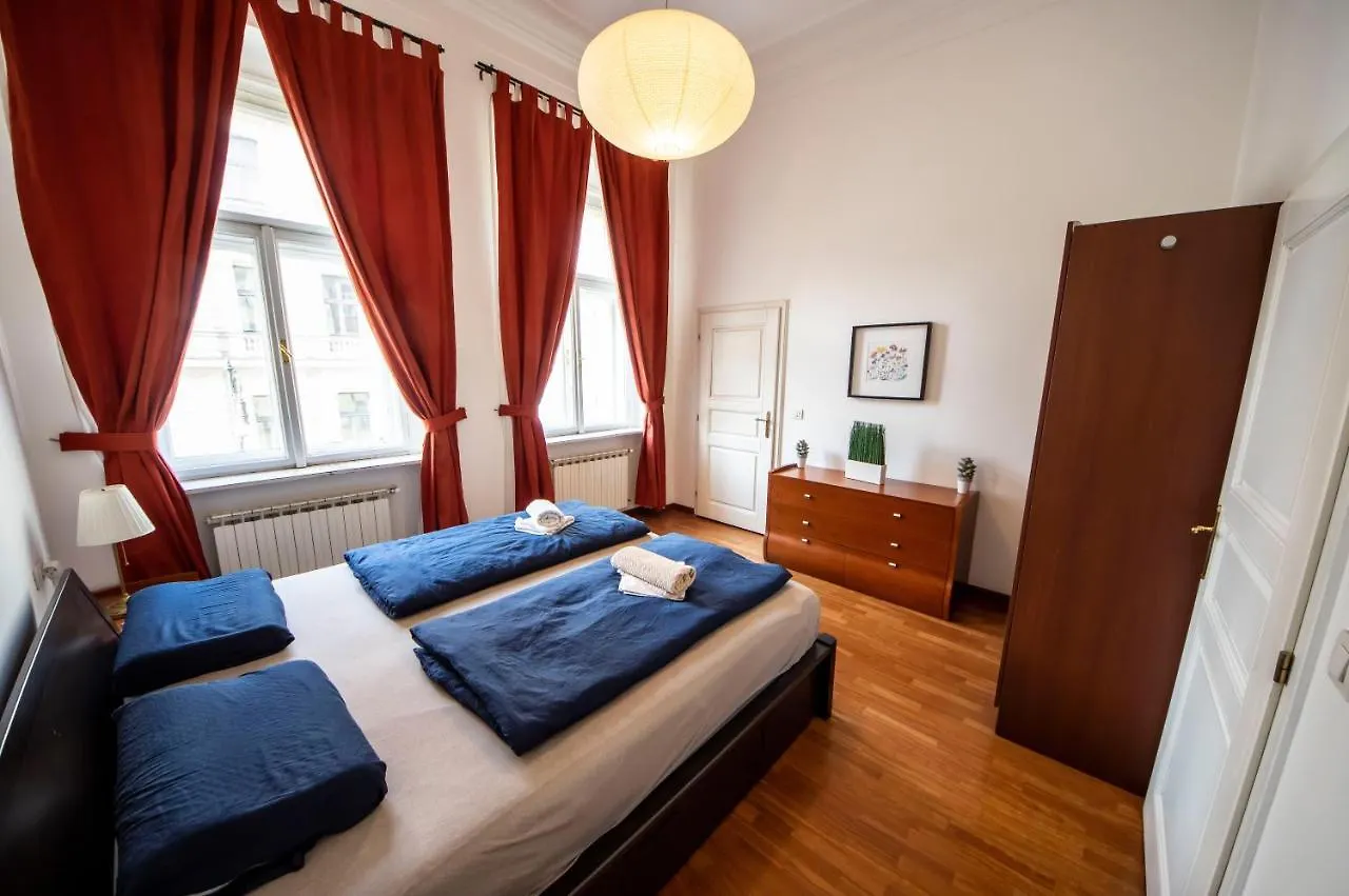 Autentic Apartments Platnerska Prag
